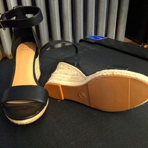 Black wedge sandals